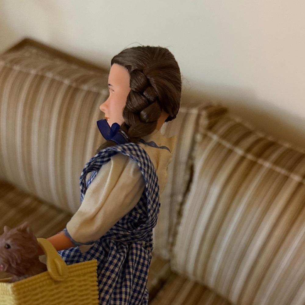 Dorothy and Toto Doll - Picture 8 of 8